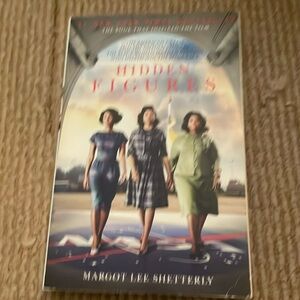 Hidden Figures by Margot Lee Shetterly